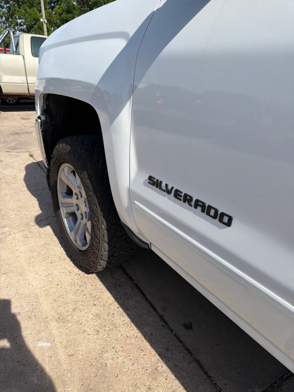 2017 Chevrolet Silverado 1500 Image 13