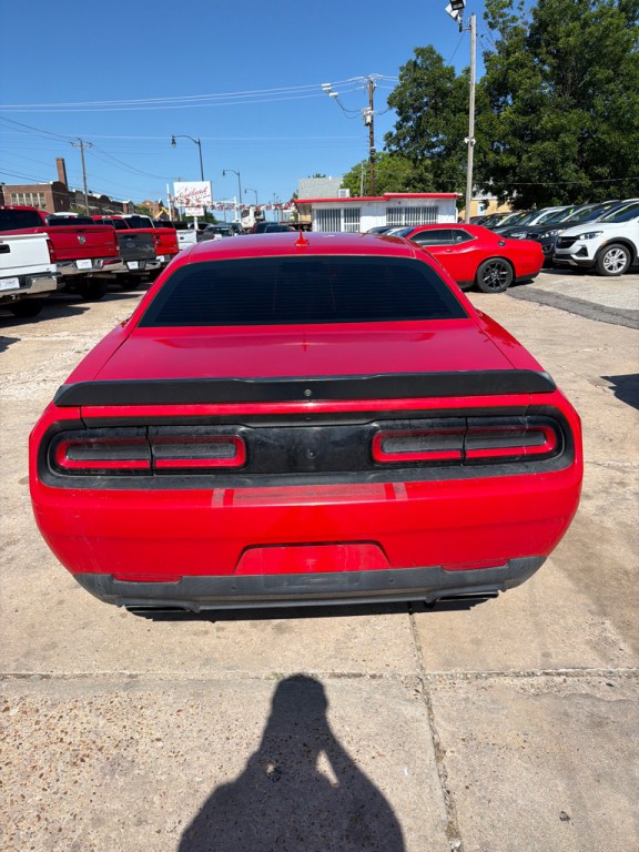2016 Dodge Challenger Image 3