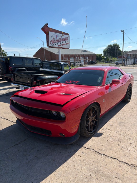2016 Dodge Challenger Image 16