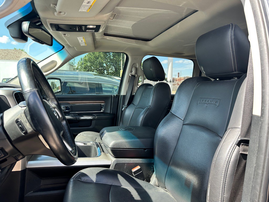 2017 RAM 1500 Image 12
