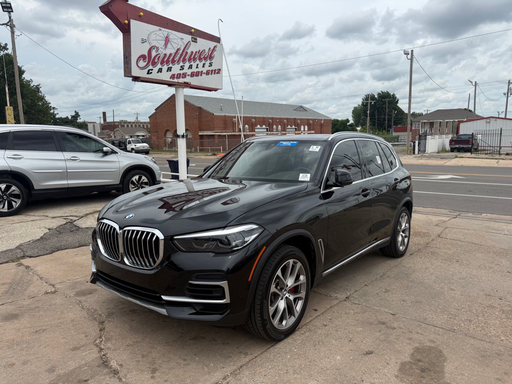2022 BMW X5 Image 1