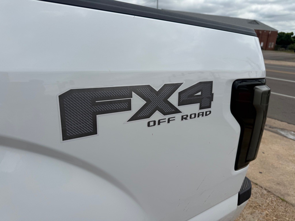 2015 Ford F-150 Image 10