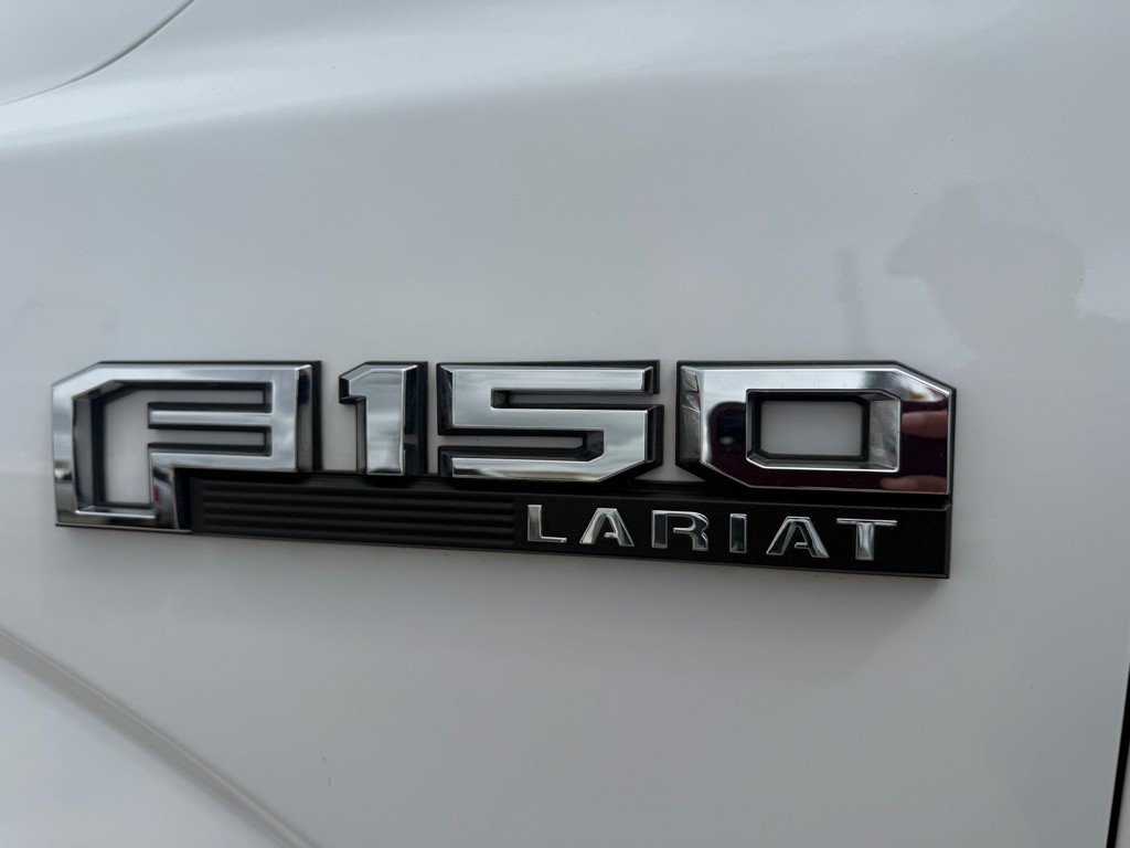 2015 Ford F-150 Image 12