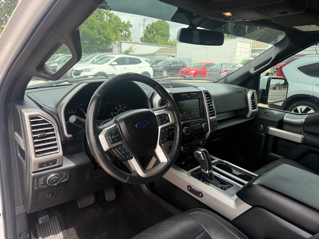 2015 Ford F-150 Image 16