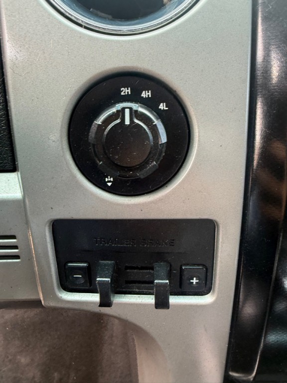 2011 Ford F-150 Image 18