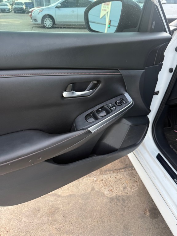 2022 Nissan Sentra Image 13