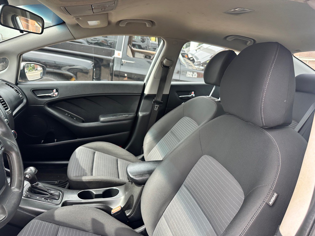 2016 Kia Forte Image 13