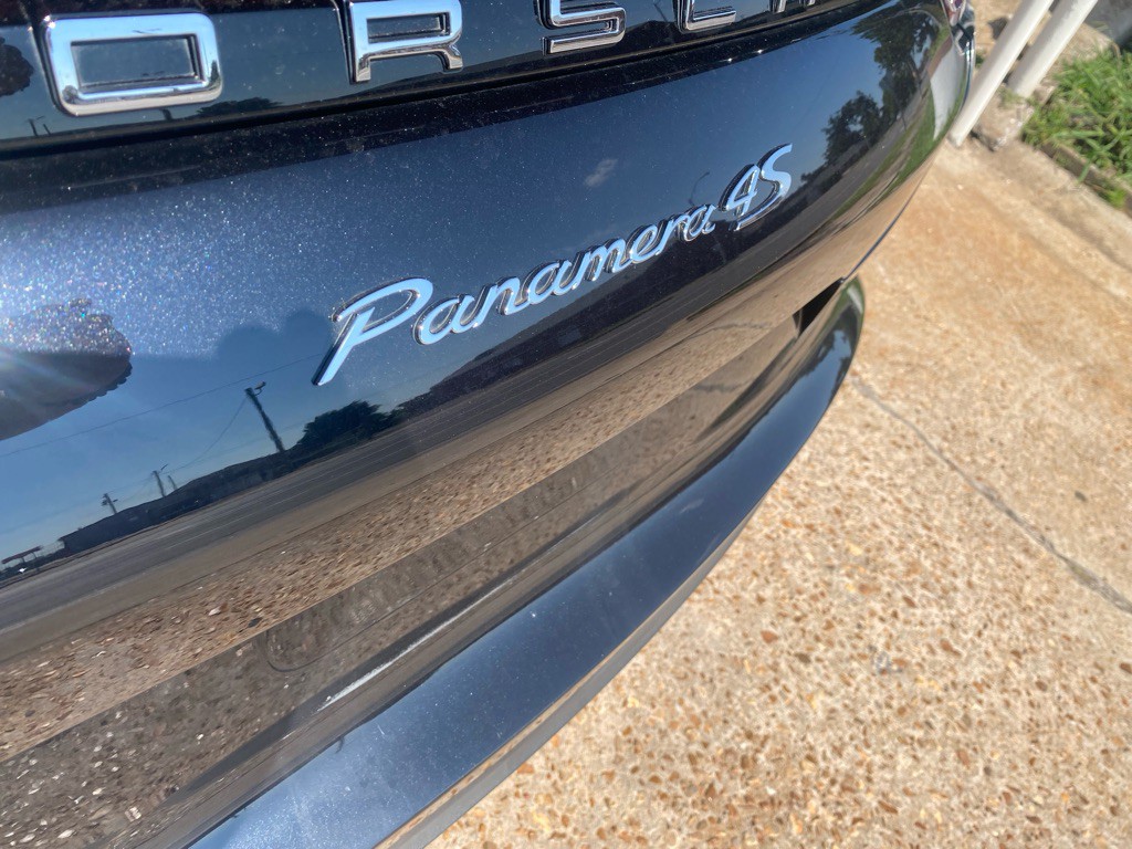 2017 Porsche Panamera Image 7