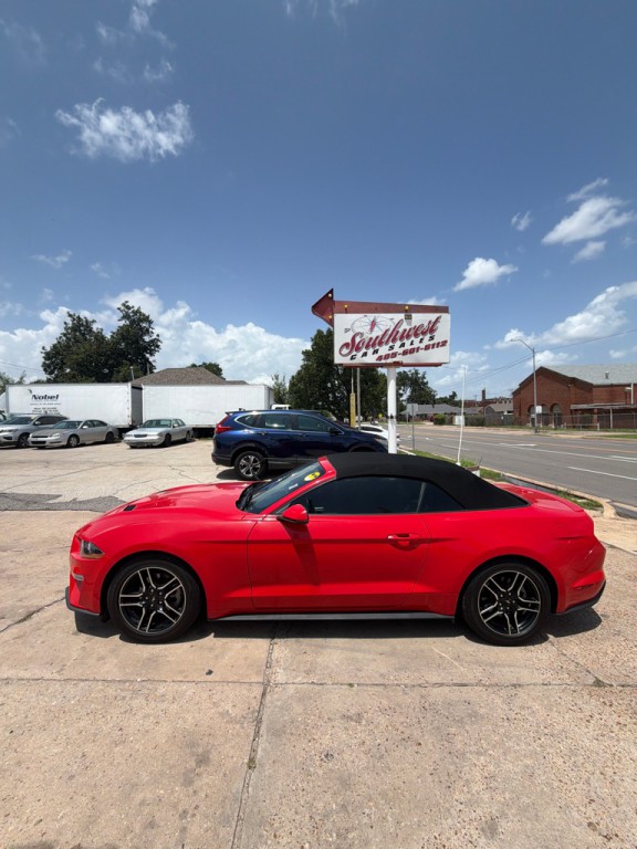 2020 Ford Mustang Image 3