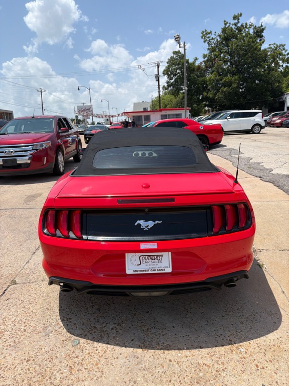 2020 Ford Mustang Image 5