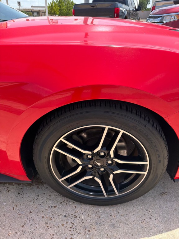 2020 Ford Mustang Image 8