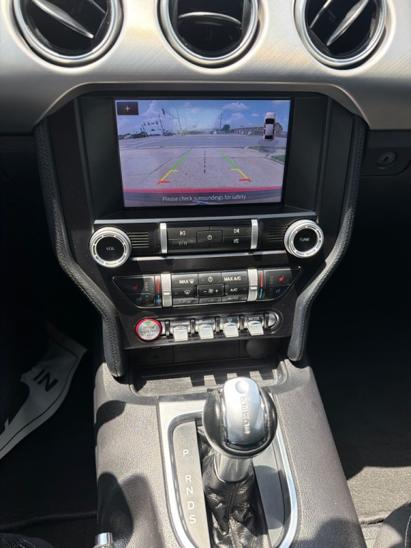 2020 Ford Mustang Image 16