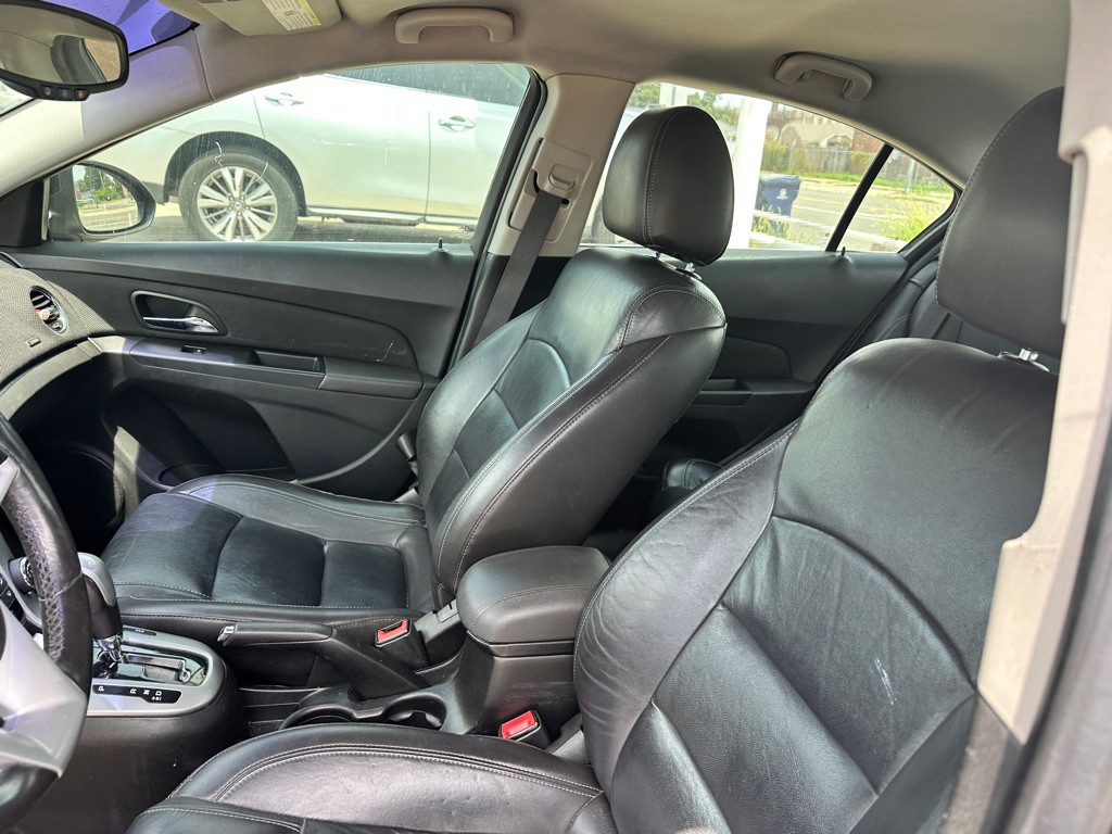 2014 Chevrolet Cruze Image 11