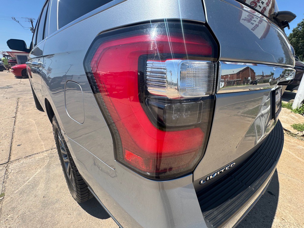 2020 Ford Expedition Image 4