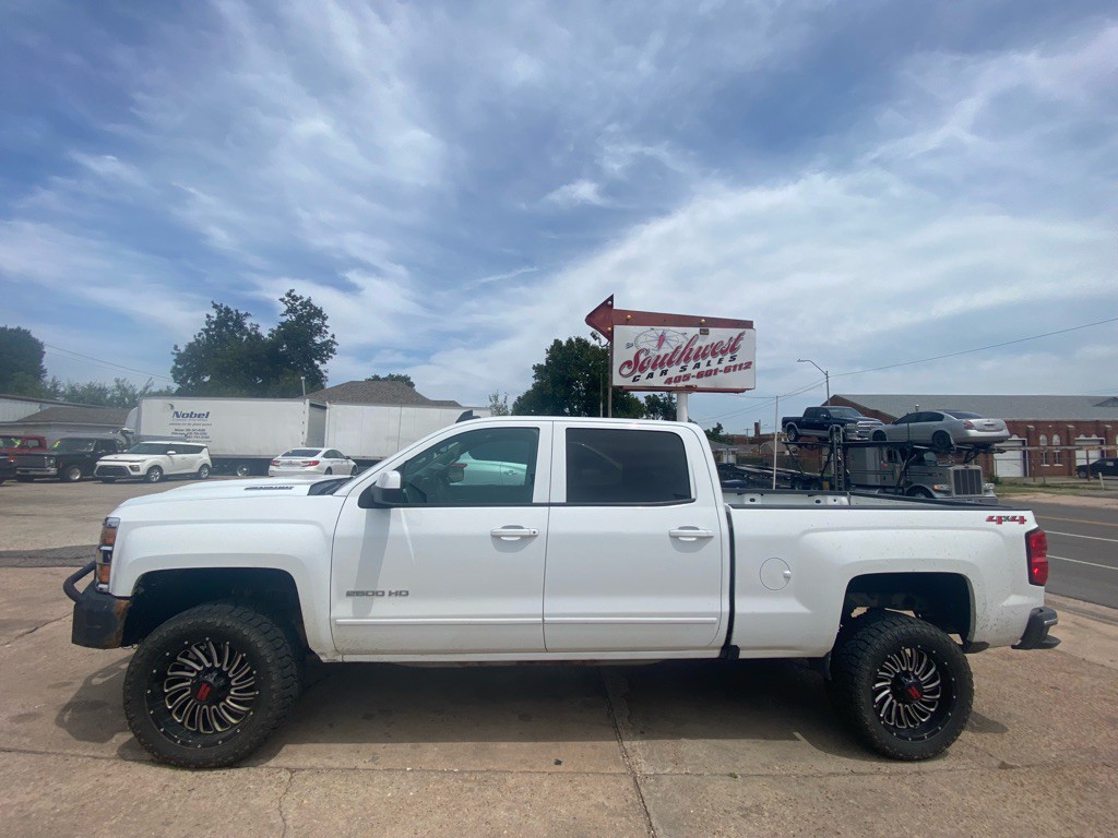 2019 Chevrolet Silverado 1500 Image 3