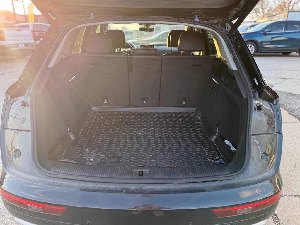 2019 Audi Q5 Image 11