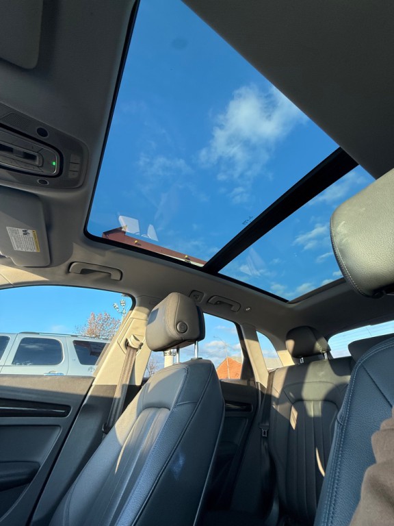 2019 Audi Q5 Image 17