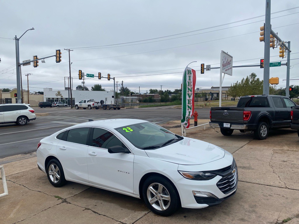 2023 Chevrolet Malibu Image 9