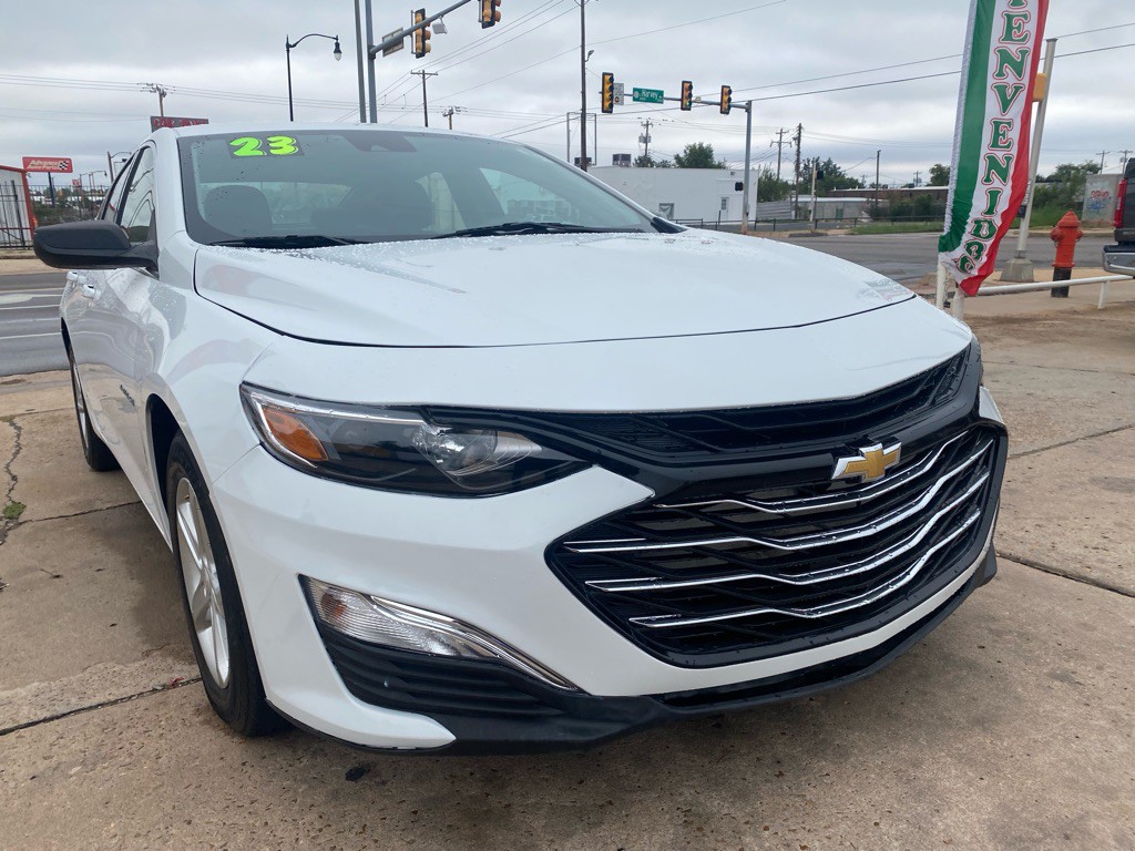 2023 Chevrolet Malibu Image 10