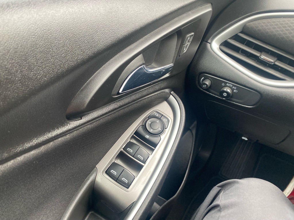 2023 Chevrolet Malibu Image 38