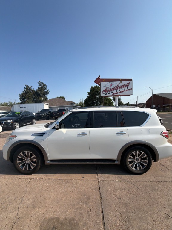 2017 Nissan Armada Image 2