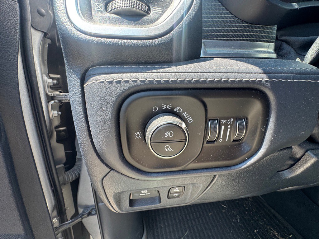 2022 RAM 1500 Image 26
