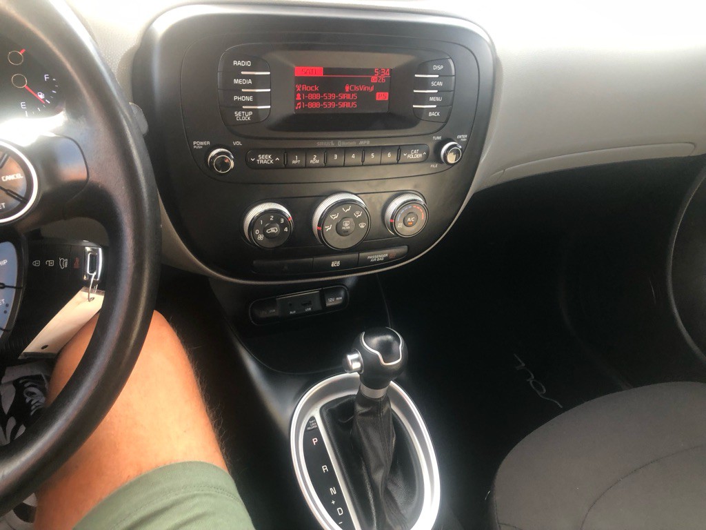 2015 Kia Soul Image 17