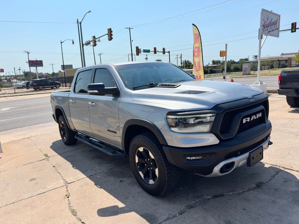 2021 RAM 1500 Image 3