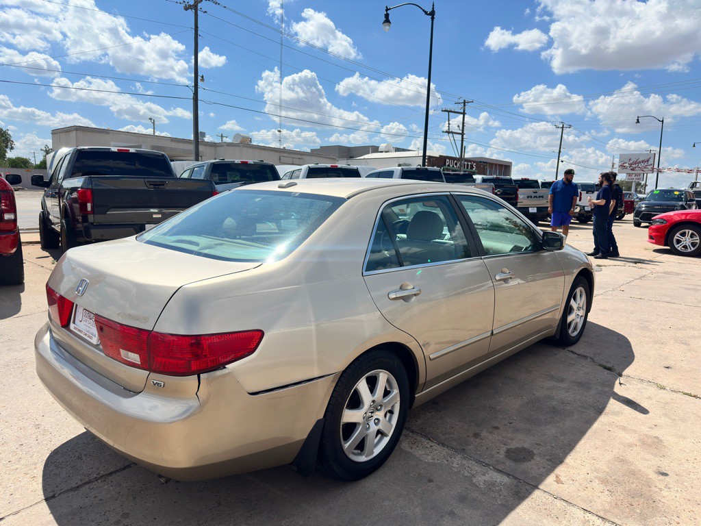 2005 Honda Accord Image 4