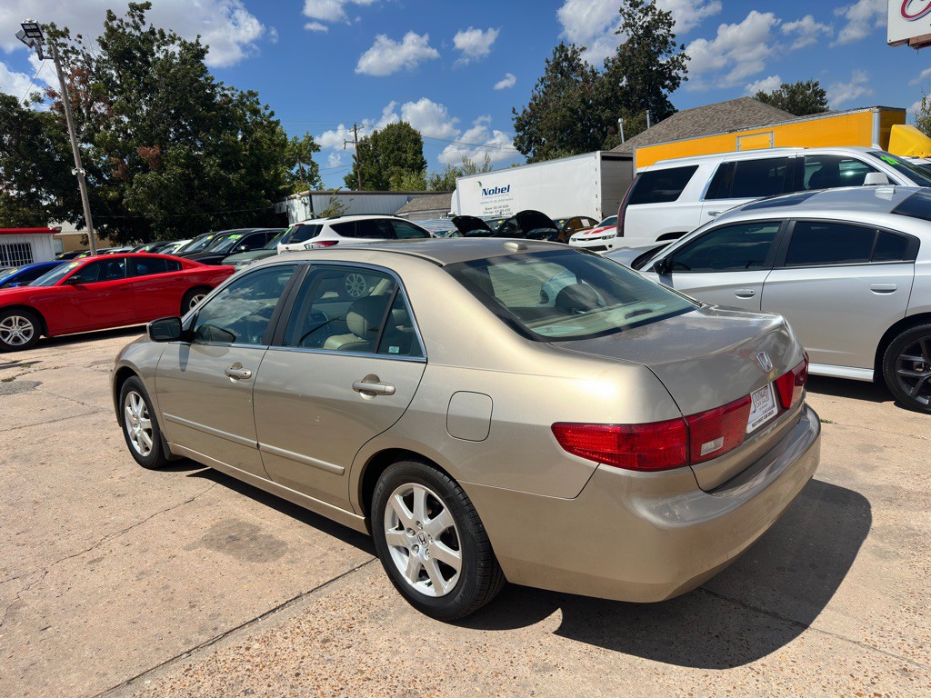 2005 Honda Accord Image 5