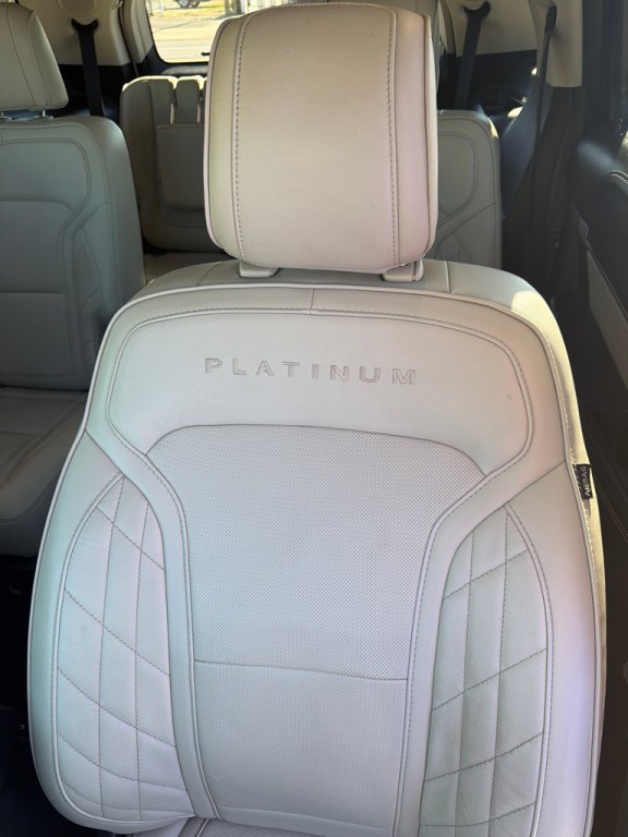 2018 Ford Explorer Image 16