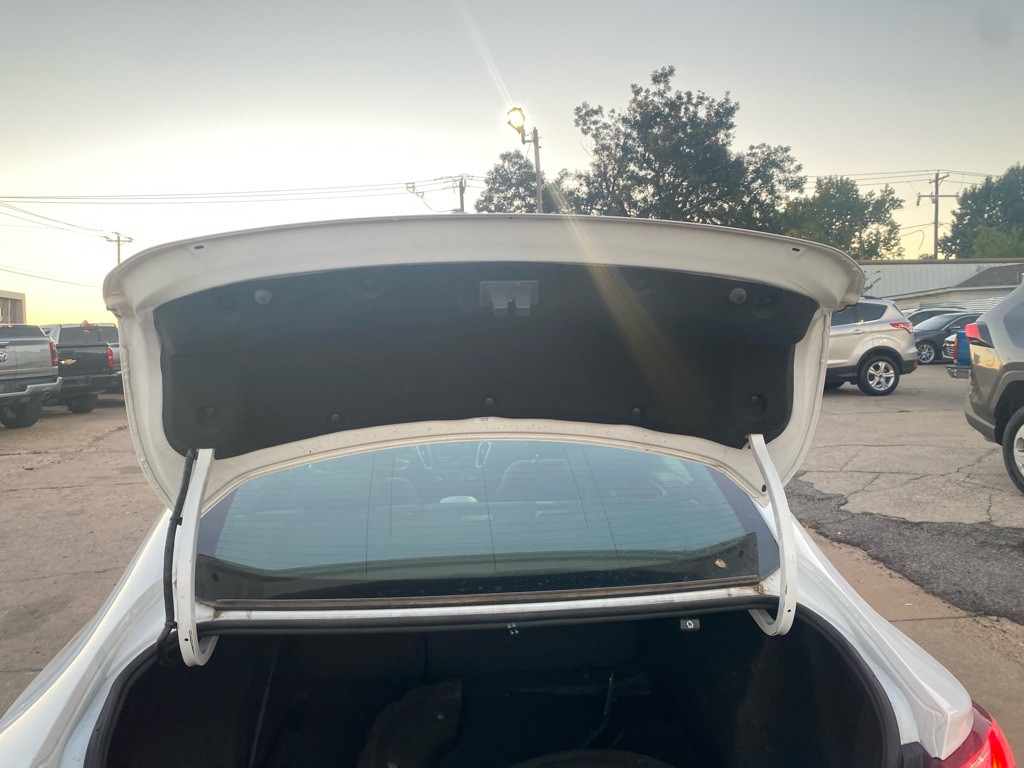 2021 Chevrolet Malibu Image 15