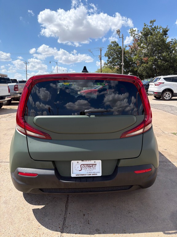 2022 Kia Soul Image 4