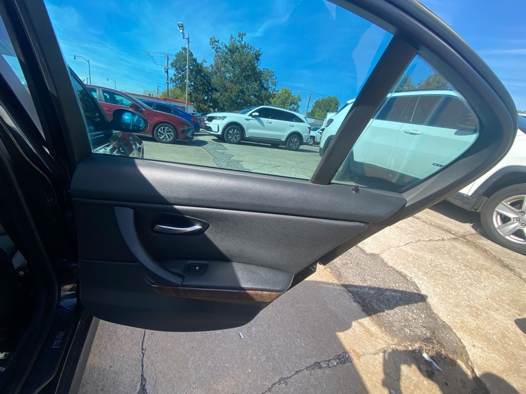 2007 BMW 3 Series Image 28