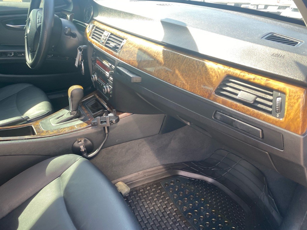 2007 BMW 3 Series Image 32