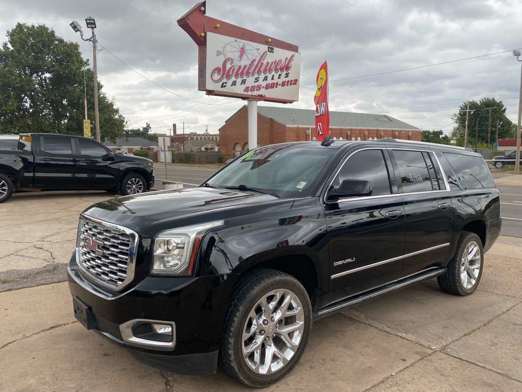 2019 GMC Yukon Image 3