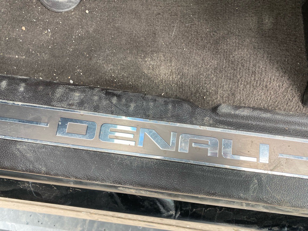 2019 GMC Yukon Image 39