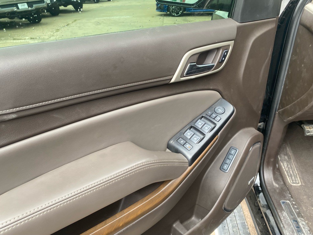 2019 GMC Yukon Image 40