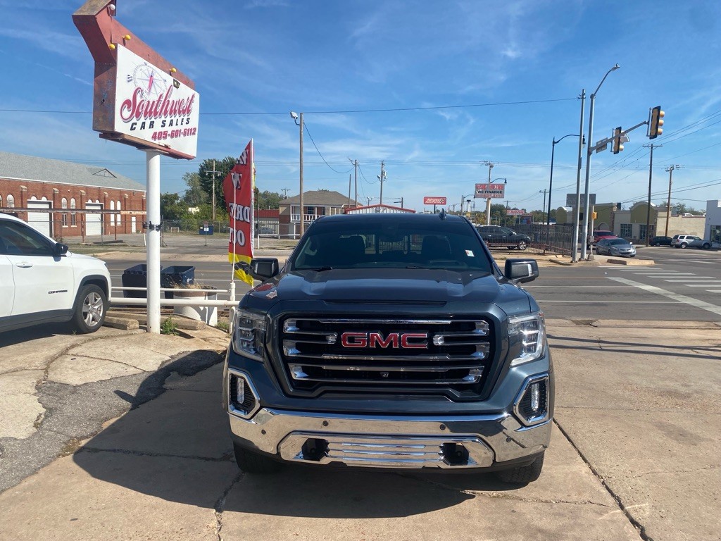 2020 GMC Sierra Image 2