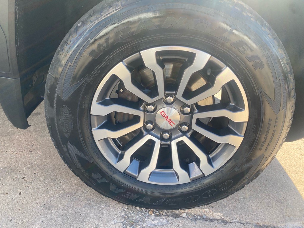 2020 GMC Sierra Image 12