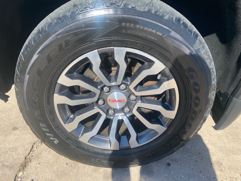 2020 GMC Sierra Image 13