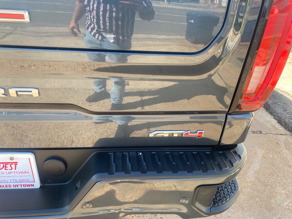 2020 GMC Sierra Image 22