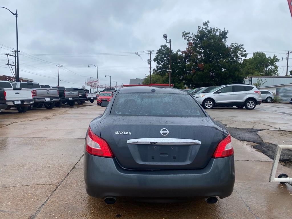 2010 Nissan Maxima Image 6