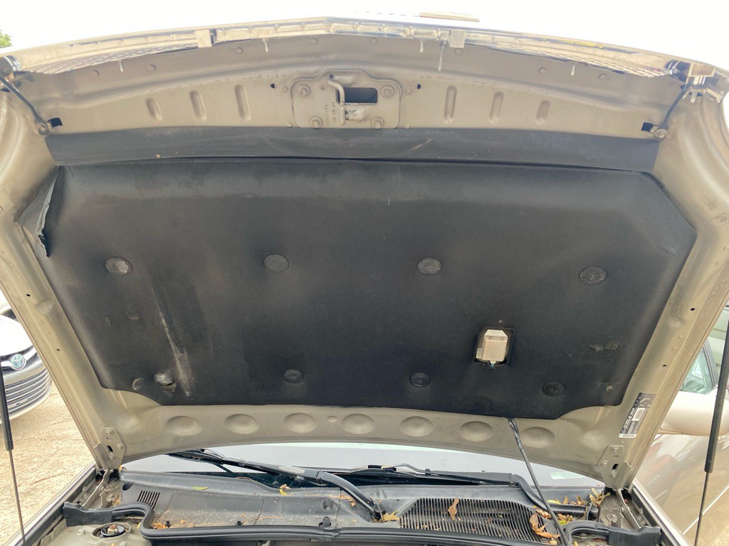 2002 Cadillac DeVille Image 72