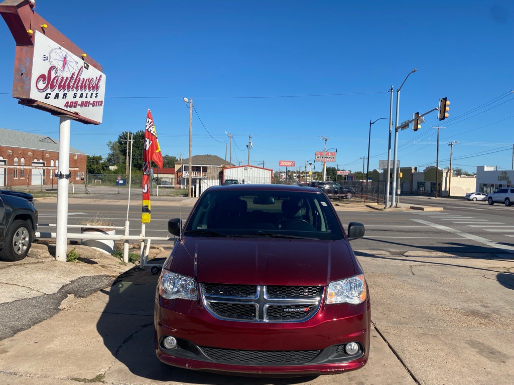 2019 Dodge Grand Caravan Image 2