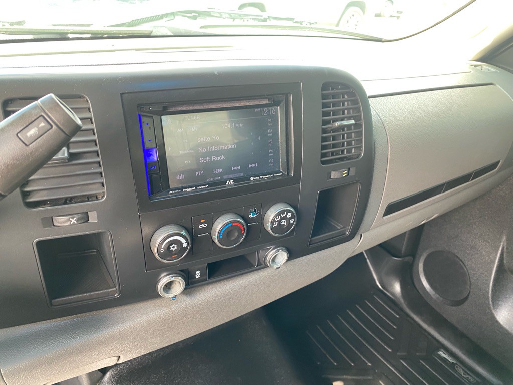 2013 GMC Sierra Image 32