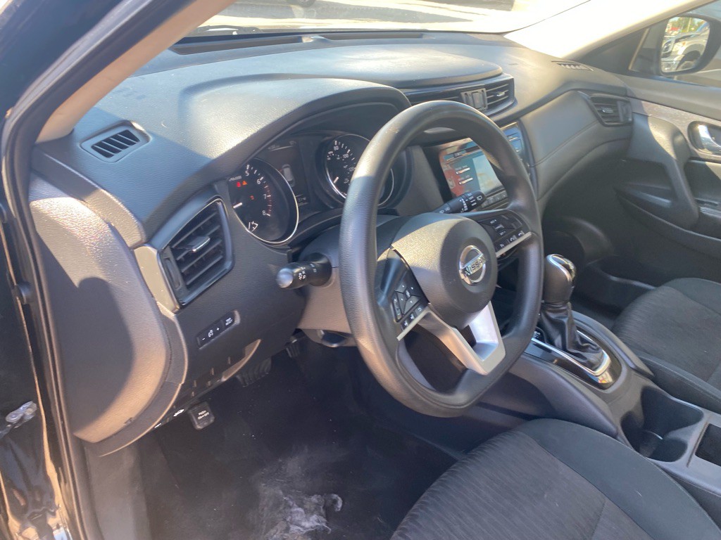2017 Nissan Rogue Image 35
