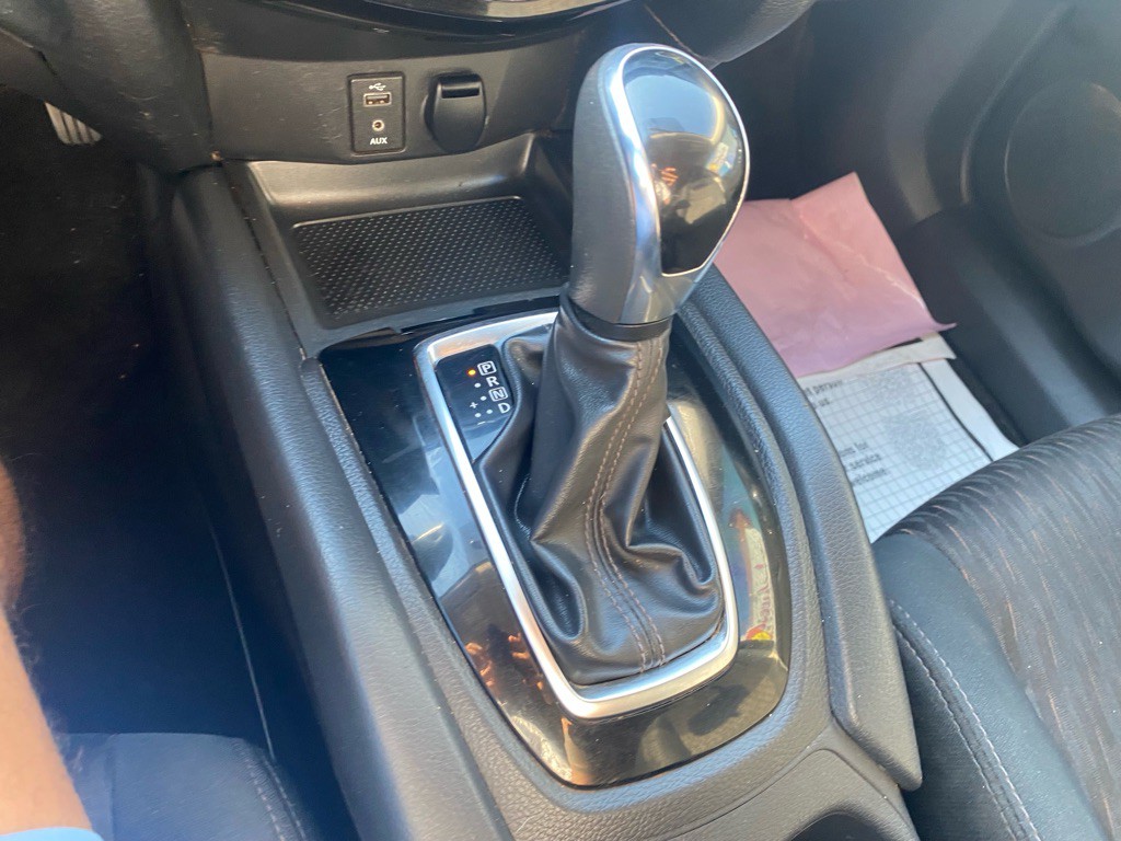 2017 Nissan Rogue Image 51