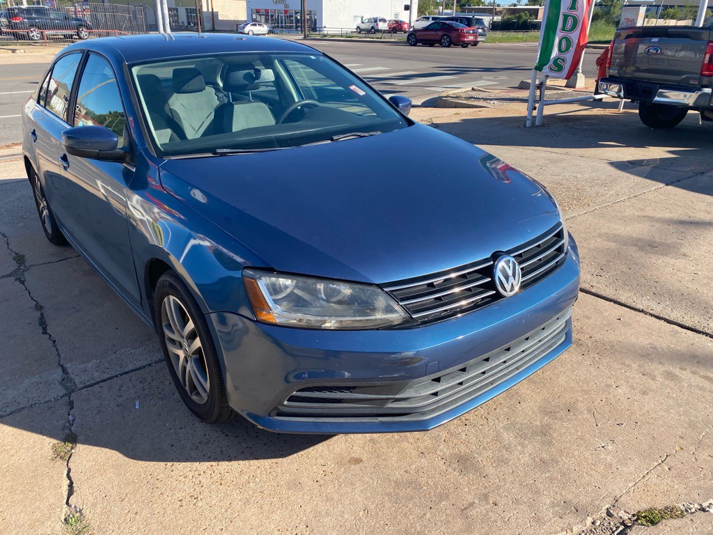 2017 Volkswagen Jetta Image 13
