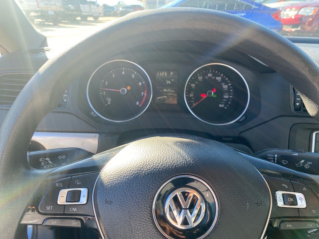 2017 Volkswagen Jetta Image 50